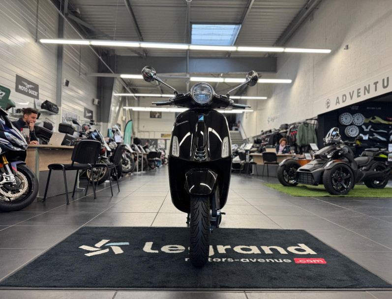 VESPA PRIMAVERA ELETTRICA 45 KM/H