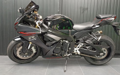 SUZUKI GSX-R 750