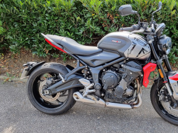 TRIUMPH TRIDENT 660 A2 MOTORS 54 
