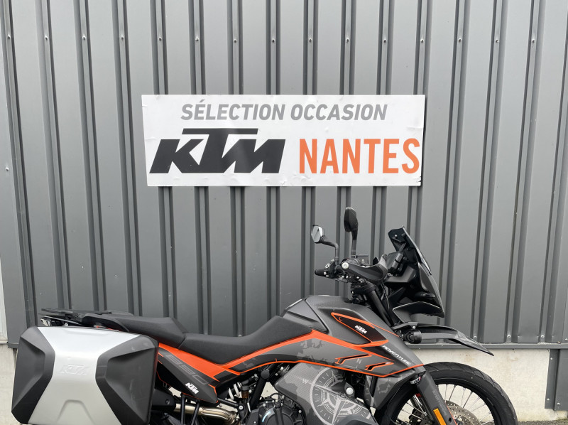 KTM 890 ADVENTURE