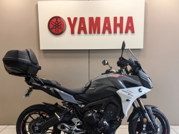YAMAHA TRACER 900