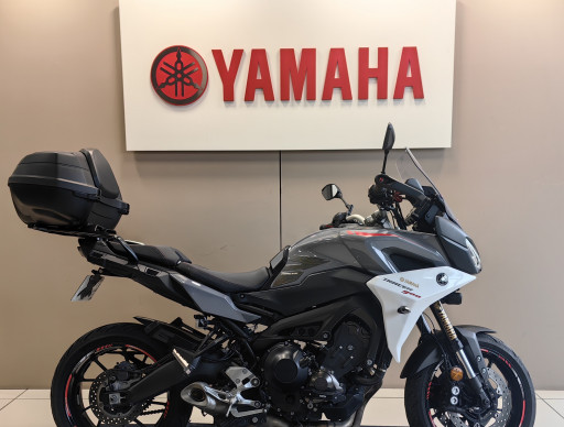 YAMAHA TRACER 900