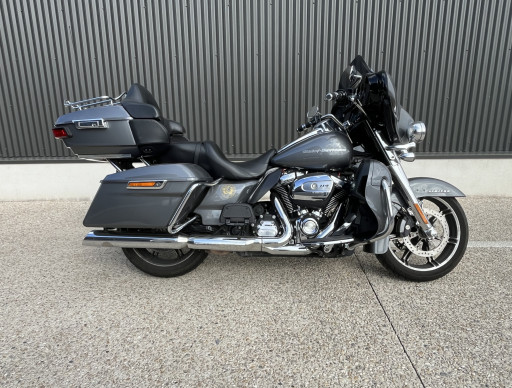 HARLEY-DAVIDSON TOURING ULTRA LIMITED 1868 