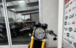 TRIUMPH THRUXTON 1200 R