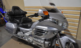 HONDA GL1800 GOLDWING
