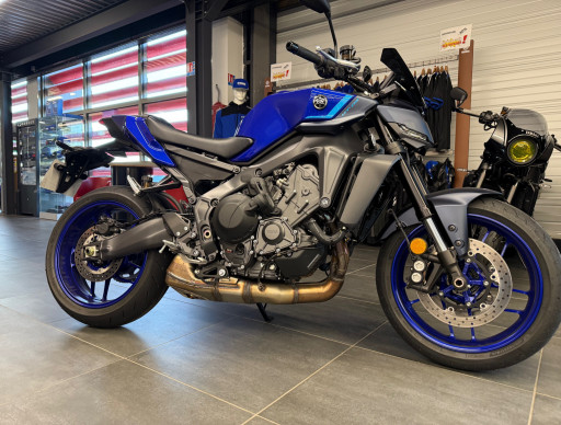 YAMAHA MT-09 Y-AMT A2 MT09