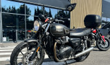 TRIUMPH STREET TWIN  900