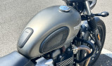 TRIUMPH STREET TWIN  900