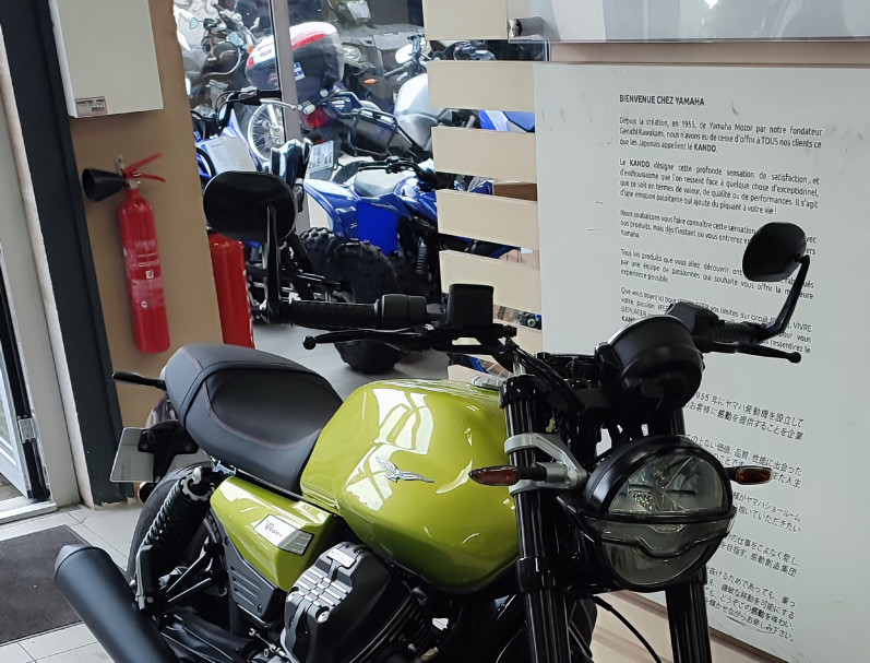 MOTO GUZZI V7 SPORT