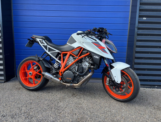 KTM 1290 SUPER DUKE R V2 8990€