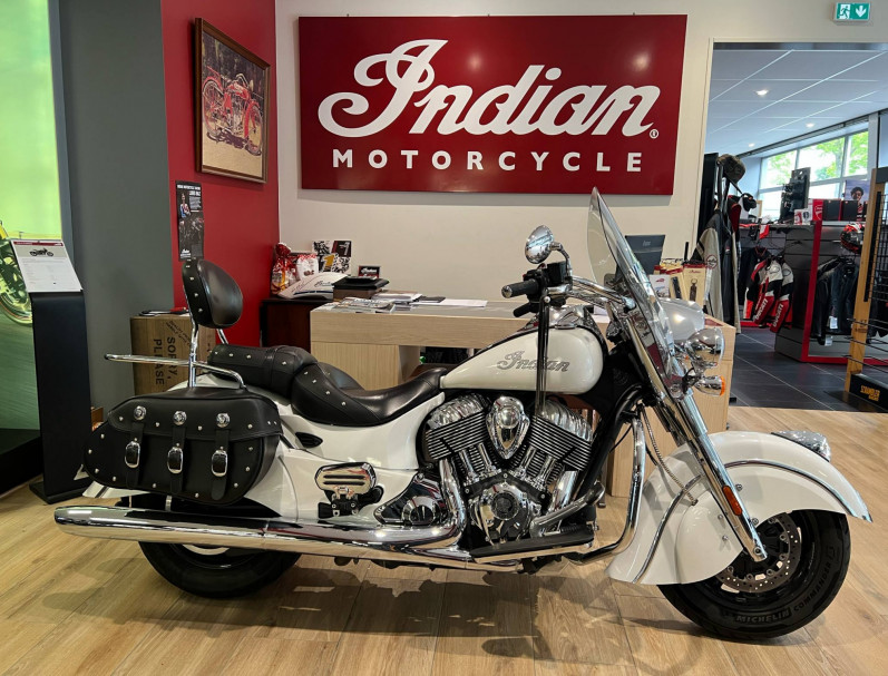 INDIAN CHIEF 1811 CLASSIC PEARL WHITE