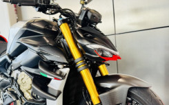 DUCATI STREETFIGHTER V4 SP2 - +10000€ D