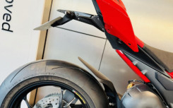 DUCATI PANIGALE V4S / V4 S / V 4S / V 4 S COMME NEUVE