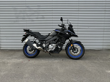 SUZUKI V-STROM 650XT 1ERE MAIN 2024
