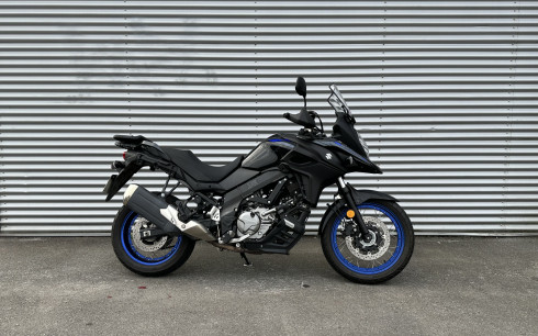 SUZUKI V-STROM 650XT 1ERE MAIN 2024
