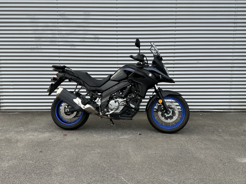 SUZUKI V-STROM 650XT 1ERE MAIN 2024