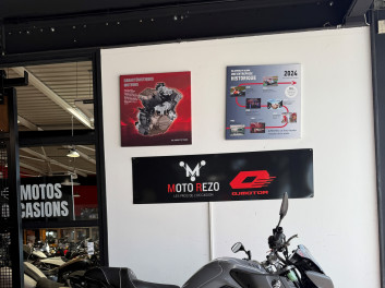 YAMAHA MT-10