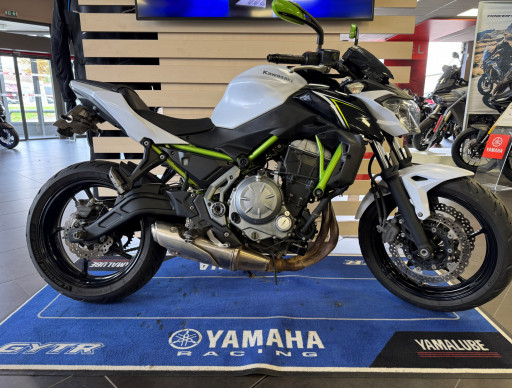 KAWASAKI Z650 - Z650