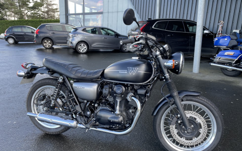 KAWASAKI W 800