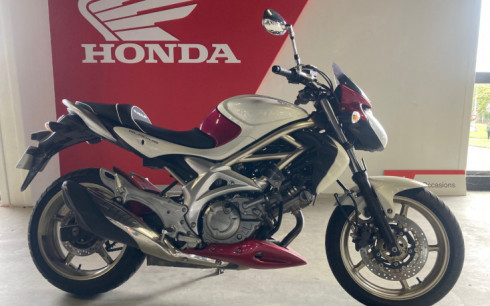 SUZUKI SFV 650 GLADIUS POSSIBLE A2