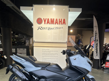 YAMAHA XP T-MAX 560 TECH MAX GARANTIE CONSTRUCTEUR DECEMBRE 2025