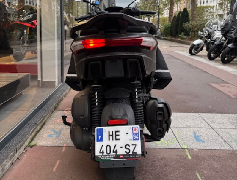 PIAGGIO MP3 530 HPE EXCLUSIVE