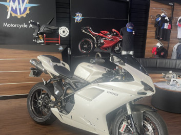 DUCATI 1198 S