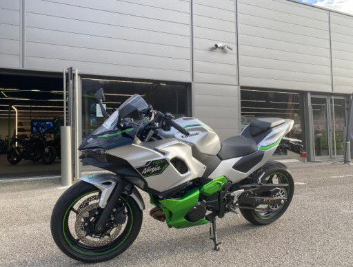 KAWASAKI NINJA 7 HYBRID