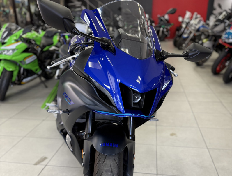 YAMAHA YZF-R7