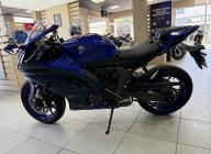 YAMAHA YZF-R7