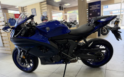 YAMAHA YZF-R7
