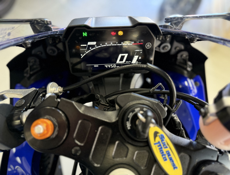 YAMAHA YZF-R7