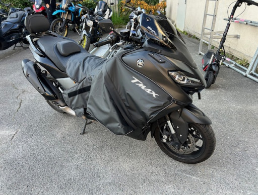 YAMAHA XP T-MAX 560