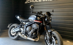 TRIUMPH TRIDENT 660