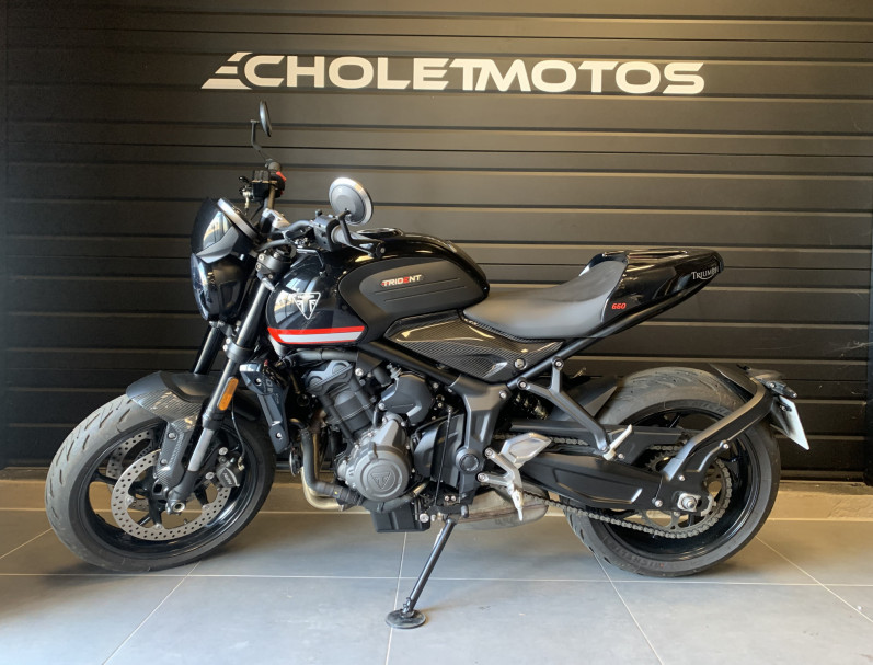 TRIUMPH TRIDENT 660