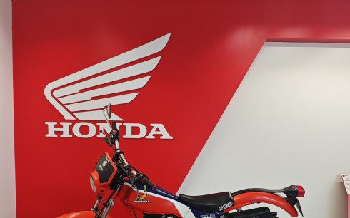 HONDA TLR 200