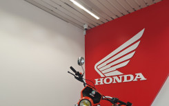 HONDA TLR 200