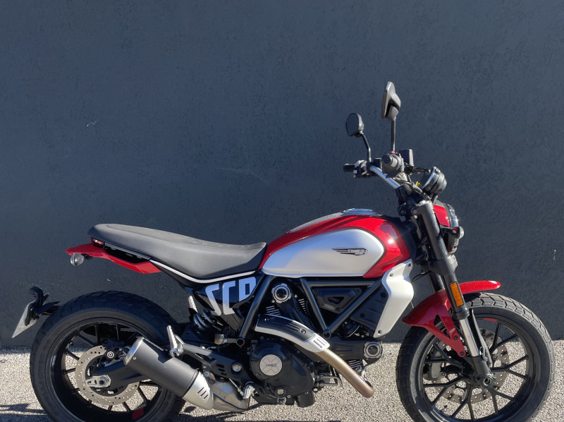 DUCATI SCRAMBLER ICON