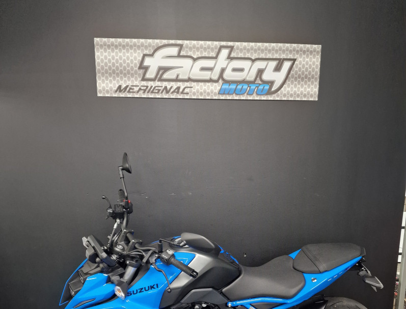 SUZUKI GSX-8S