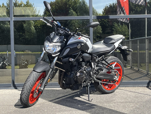 YAMAHA MT-07 (47.5CV)
