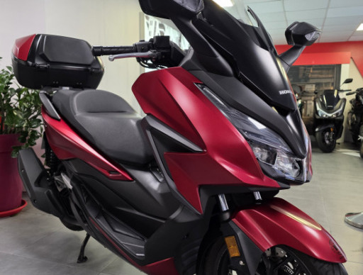 HONDA FORZA 125 TOP BOX