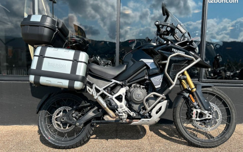 TRIUMPH TIGER 1200 RALLY EXPLORER