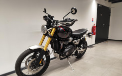TRIUMPH SCRAMBLER 1200 XE / 2024 / 10.200 km