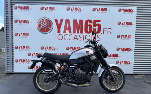 YAMAHA XSR 700 XTRIBUTE