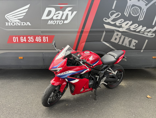HONDA CBR 650  R