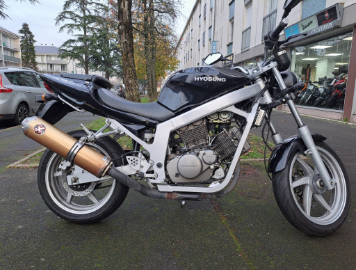 HYOSUNG COMET GT 125