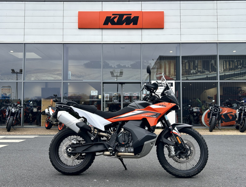 KTM 890 ADVENTURE