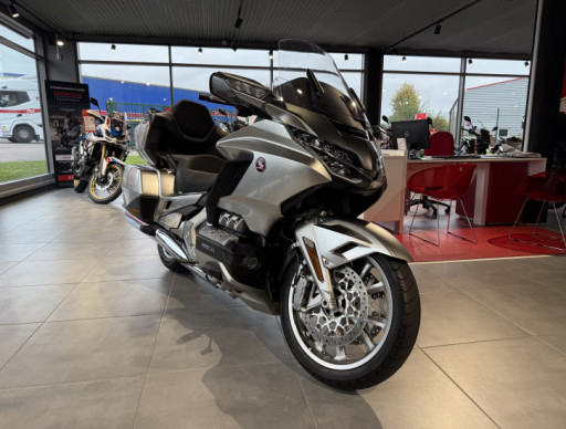 HONDA GL1800 TOURING DCT