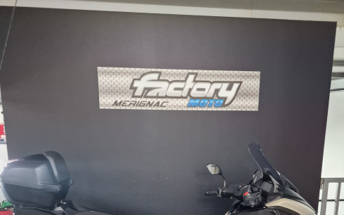 YAMAHA TRICITY 300