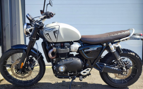 TRIUMPH SCRAMBLER 1200
